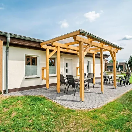 Ferienhaus-alt-gaarz Holiday home *