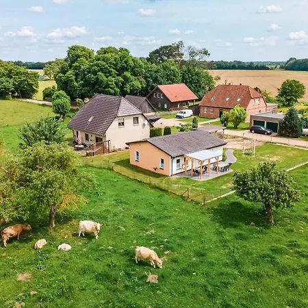 Ferienhaus-alt-gaarz